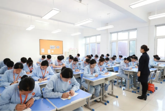技能实操展风采，以技育人结硕果 ——我校各专业期中考试圆满完成