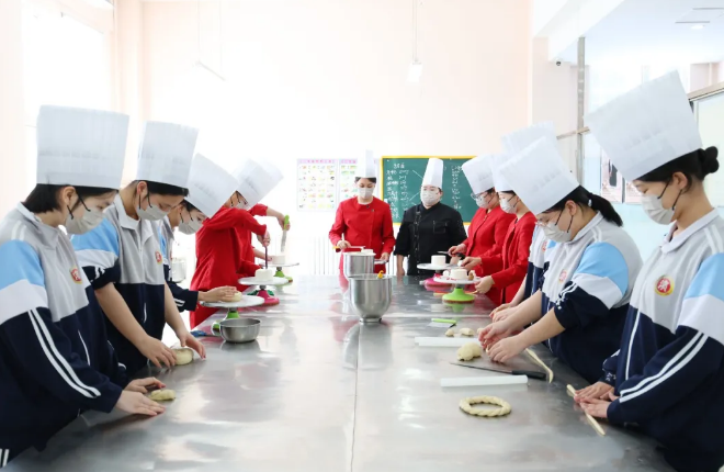 开学第一课｜逐梦新程启新篇，各专业学子技能成长正当时