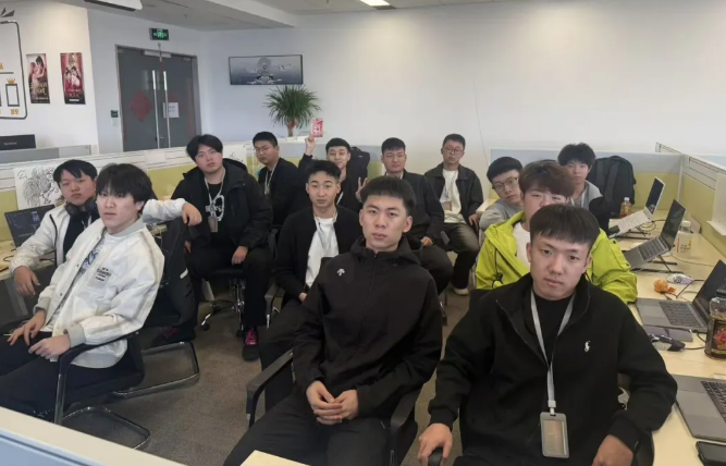 校企共育结硕果：我校多媒体专业学子闪耀易薇森文化传媒